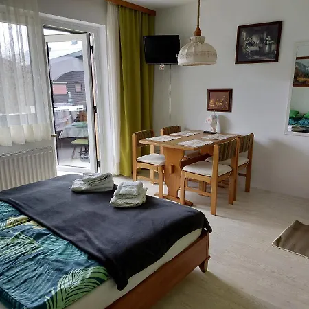 6 Bergblick Apartment *